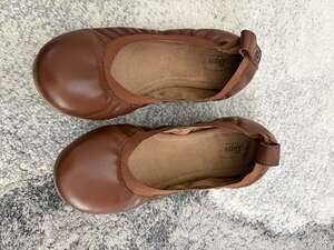 Bass Women's folding ballet shoes